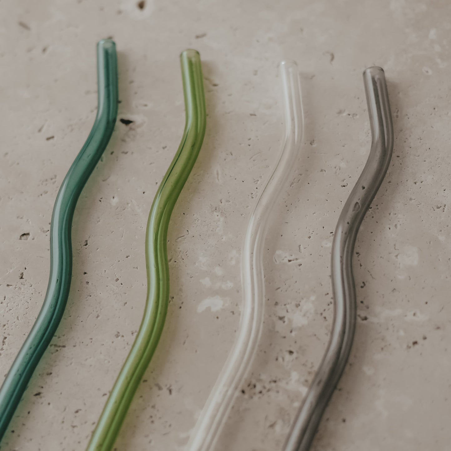 Strohhalme wellig aus Glas 20cm Grün im 4er Set | Eulenschnitt