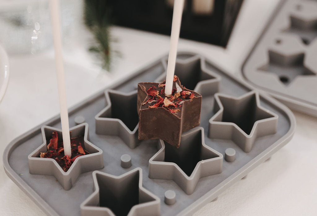 11. Türchen: Schokolade am Stiel aus unseren Eiswürfelformen
