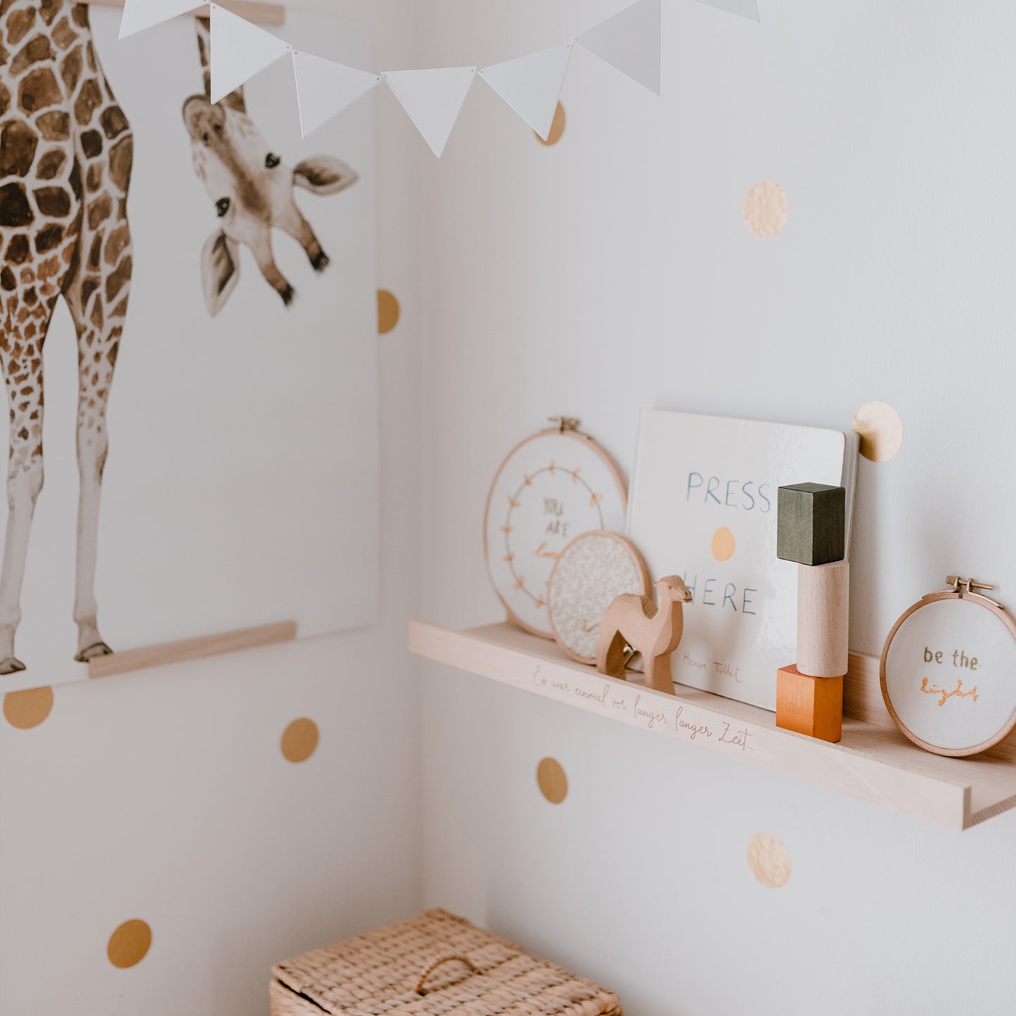 Regal Vor Langer Zeit