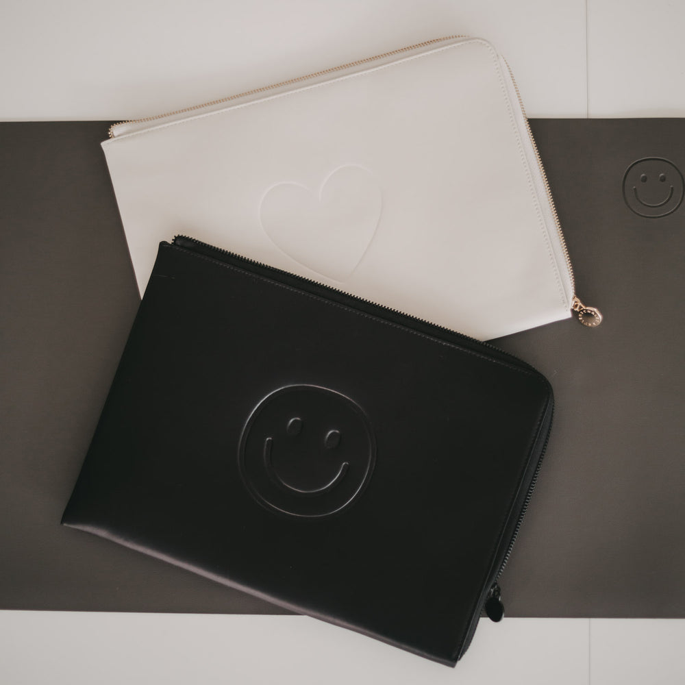 Laptoptasche Smiley schwarz | Eulenschnitt 