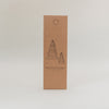 Verpackung des Papiertannen 2er Sets in Dunkelgrün mit Illustration – nachhaltige Weihnachtsdeko in stilvollem Design.