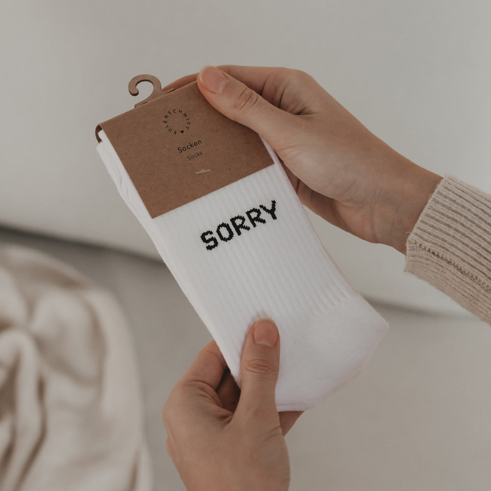 Socken weiß Sorry not Sorry | Eulenschnitt 
