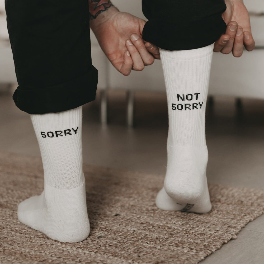 Socken weiß Sorry not Sorry | Eulenschnitt 