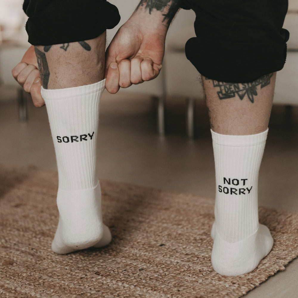 Socken weiß Sorry not Sorry | Eulenschnitt 