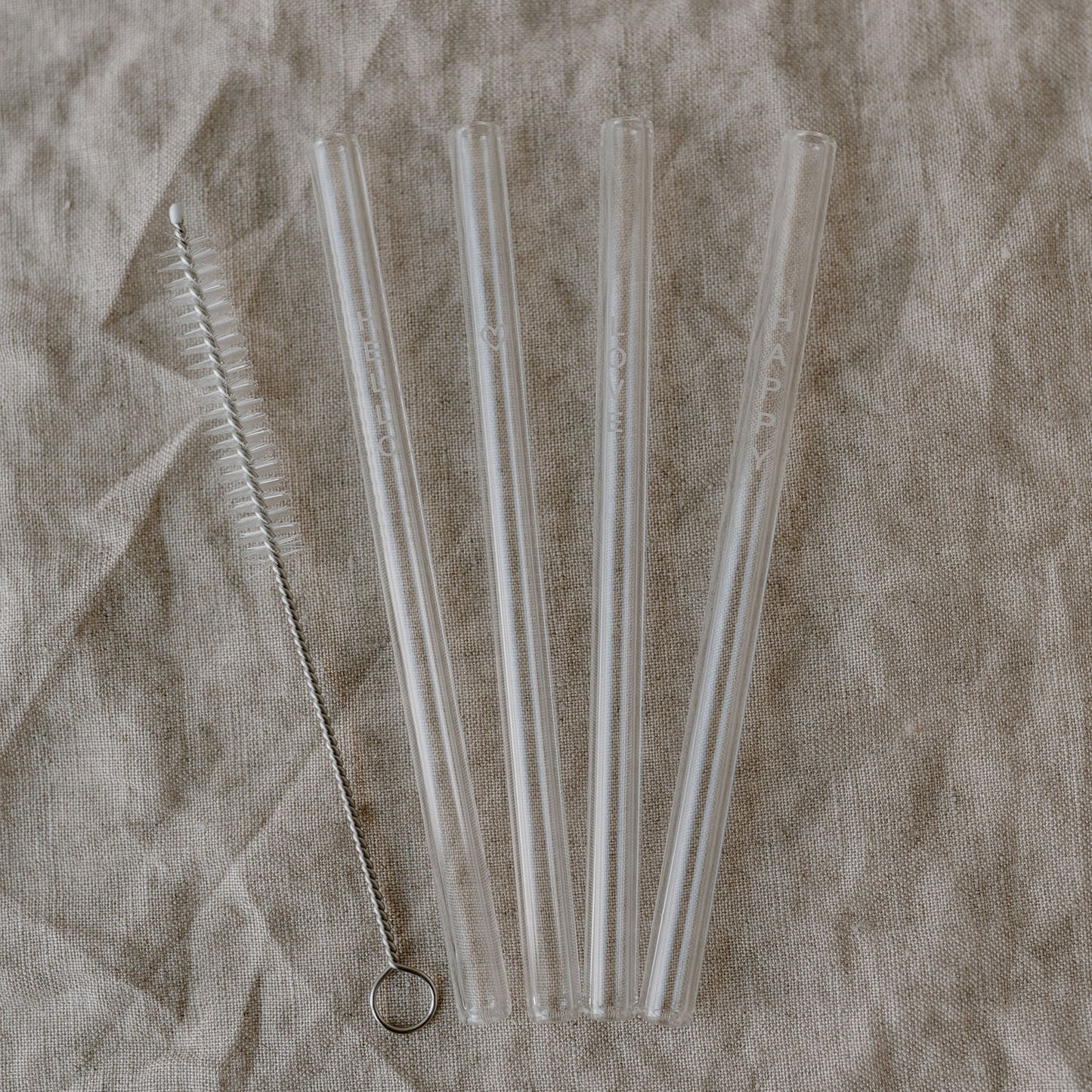 Strohhalme Hello Love aus Glas 13cm im 4er Set